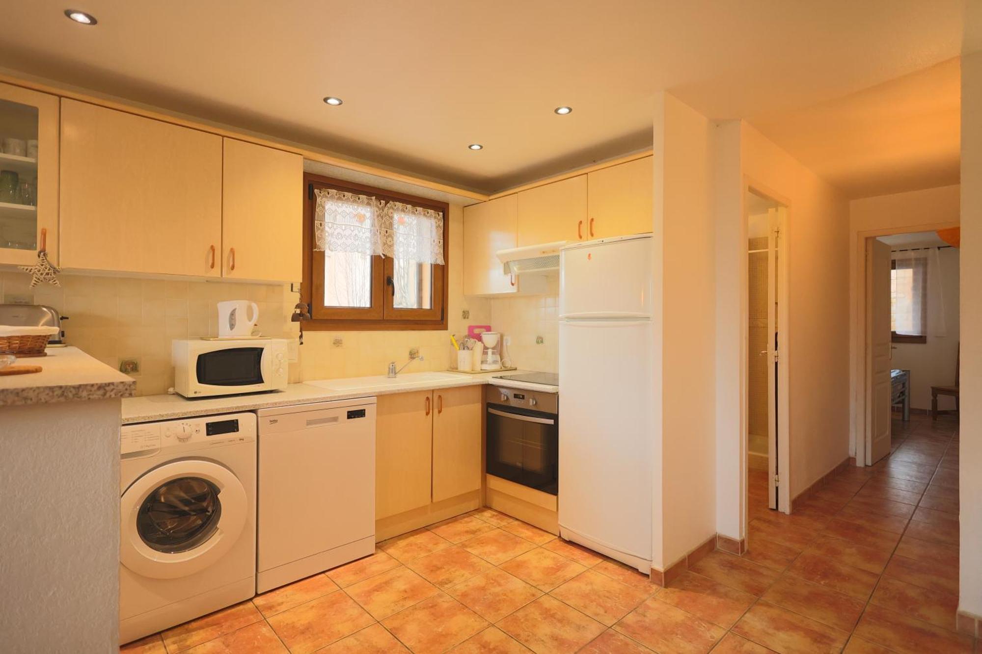 Chez Maguy Chambres D'Hotes Et Appartements Les Angles  Bilik gambar