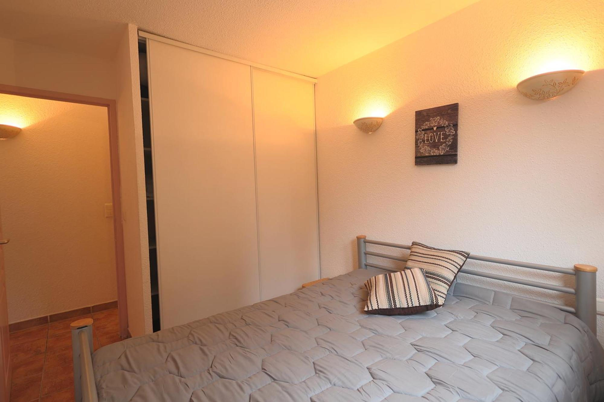 Chez Maguy Chambres D'Hotes Et Appartements Les Angles  Bilik gambar