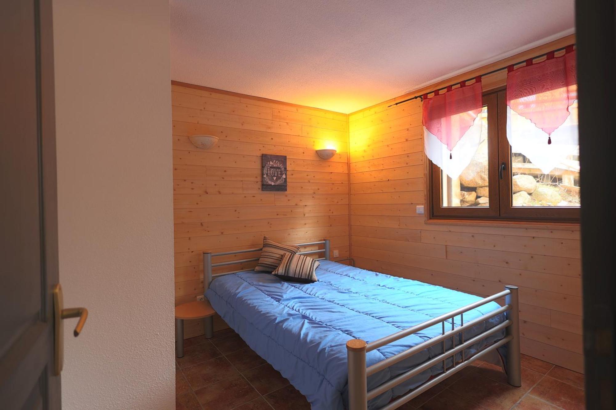 Chez Maguy Chambres D'Hotes Et Appartements Les Angles  Bilik gambar